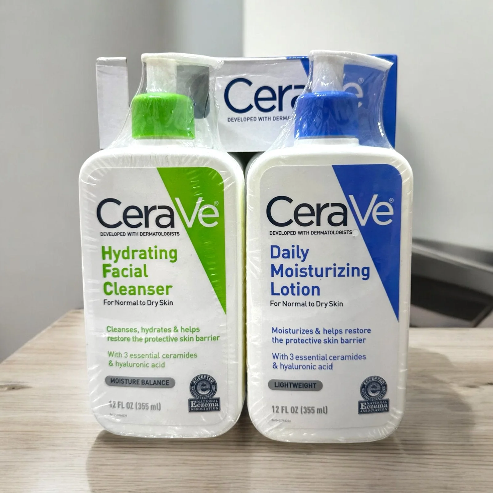 CeraVe Daily Moisturizing Lotion &amp; Hydrating Cleanser Multi pack 236ml - Image 3