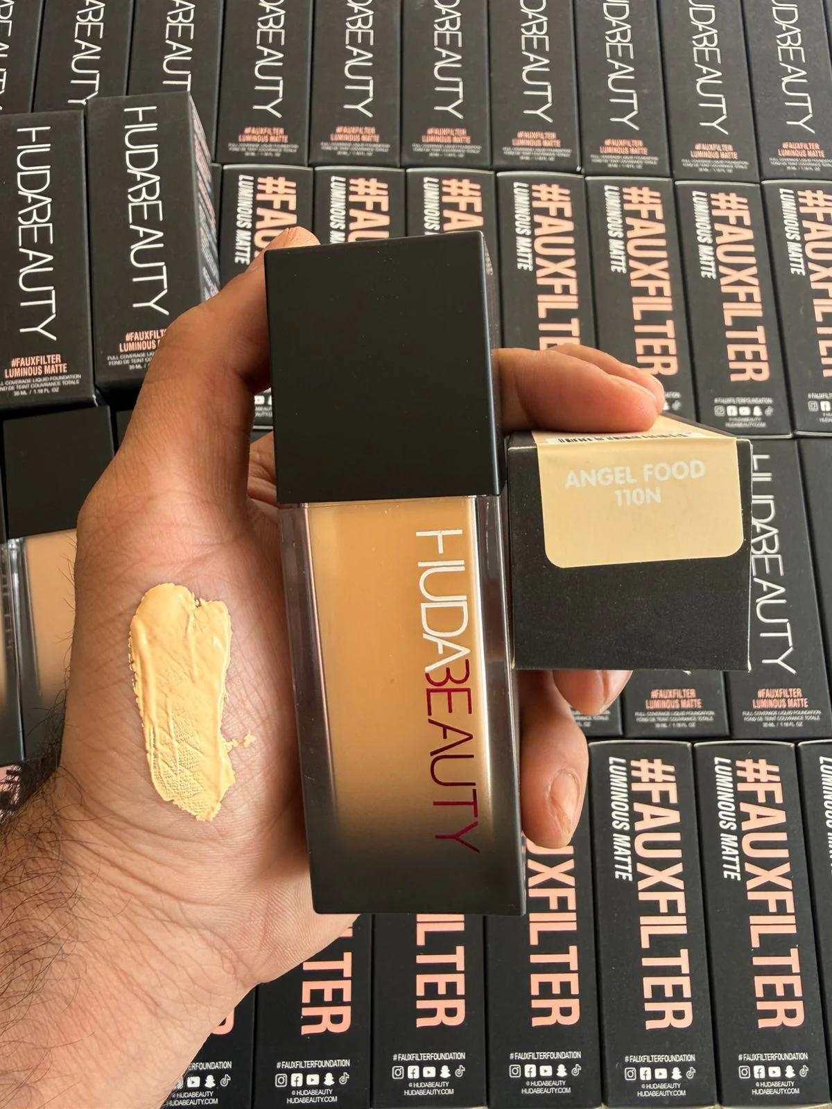 Huda Beauty Fauxfilter Foundation - Image 5