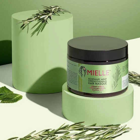 Mielle Rosemary Mint Strengthening Hair Masque (340gm) - Image 3