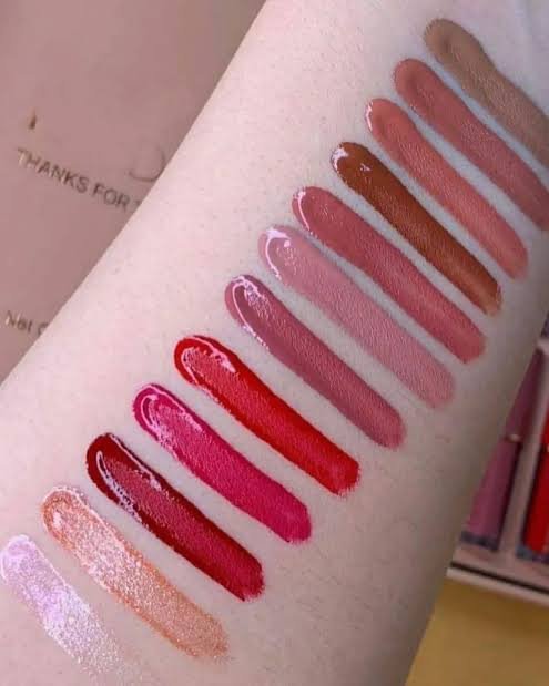 MOCALLURE THE LOVE LIP SET LIP GLOSSES  - Image 4