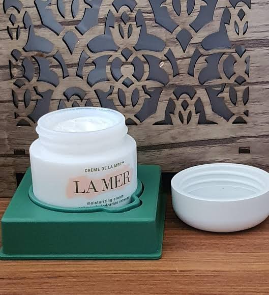 The Moisturizing Soft Cream Moisturizer 100% original factory leftover stock Skin (Copy) - Image 4