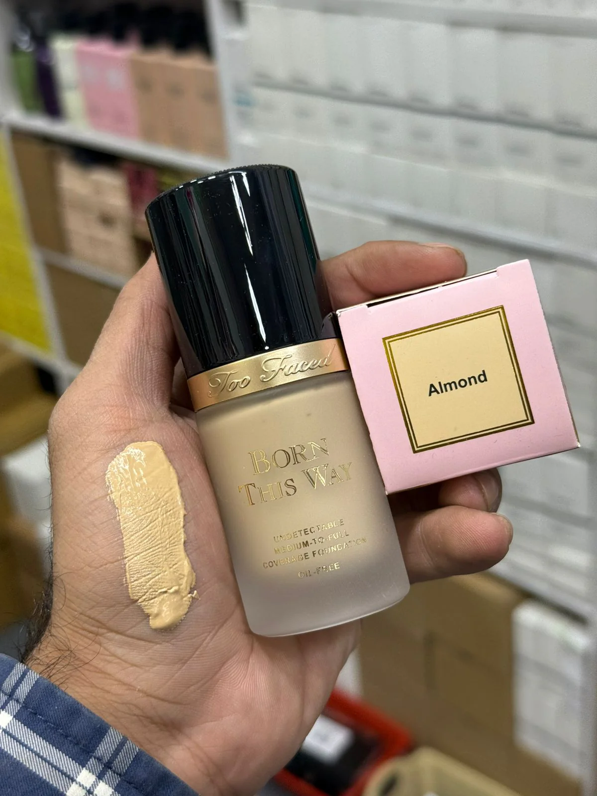 Too Faced Born This Way Undetectable Flawless Coverage Foundation - Image 3
